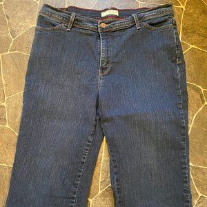 Levi's Bermuda 548 Women's Shorts Size 16